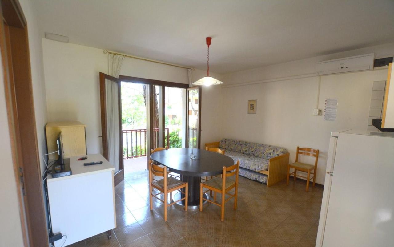 Flat In Lignano Pineta Apartman Lignano Sabbiadoro Kültér fotó