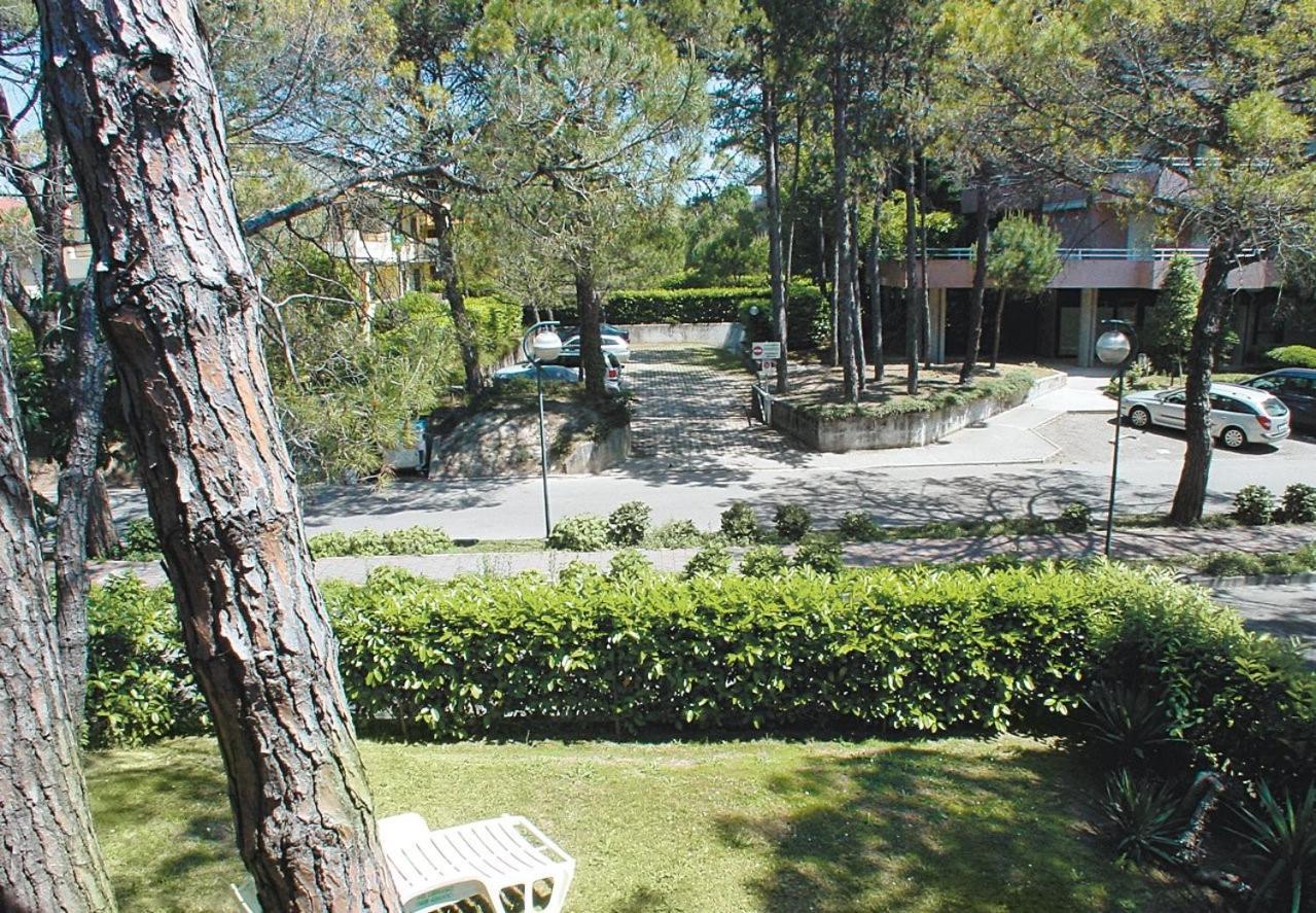 Flat In Lignano Pineta Apartman Lignano Sabbiadoro Kültér fotó